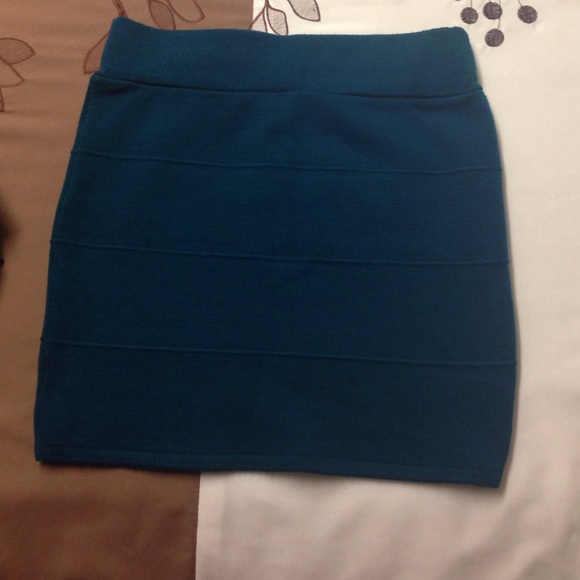 Teal mini bandage skirt