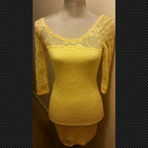 🎀YELLOW LACE DRESS🎀