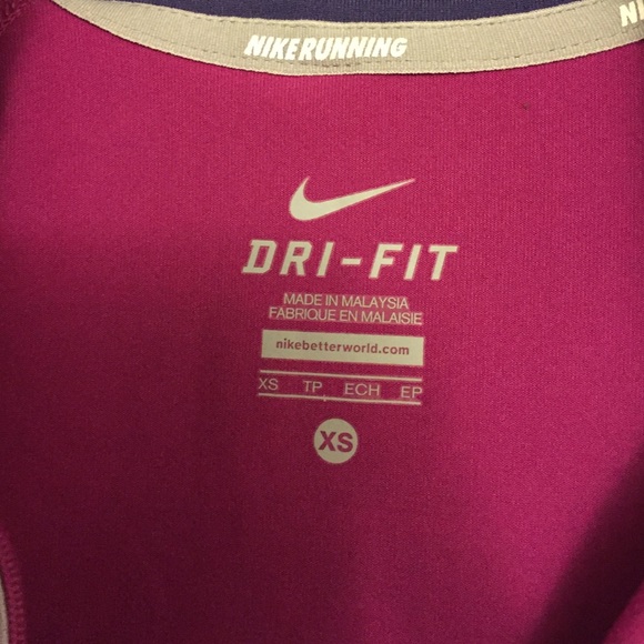 Nike Dri-Fit - Picture 2 of 2
