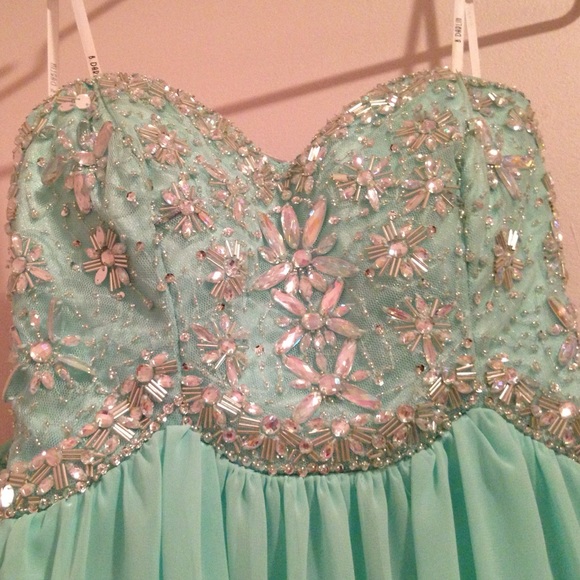 Light blue prom dress! - Picture 2 of 4