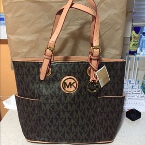 Michael kors handbag