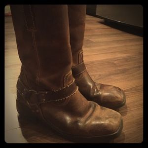 Well loved FRYE boots