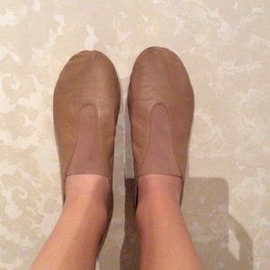 Bloch jazz shoes size 8