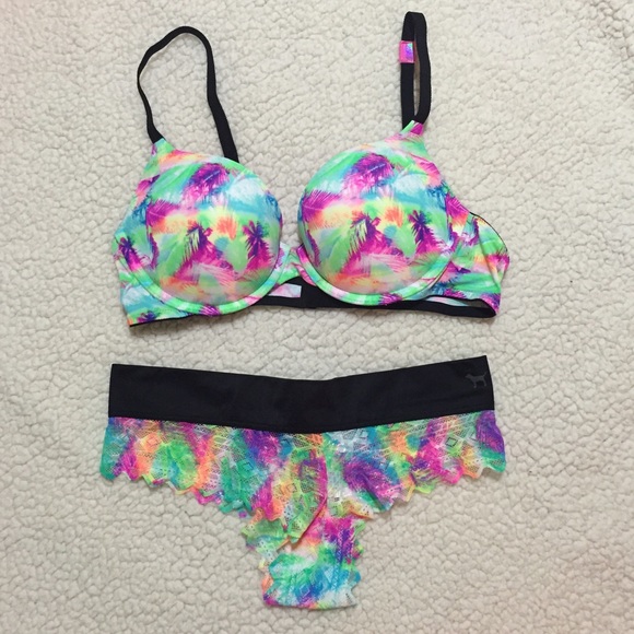 Vs pink bra set