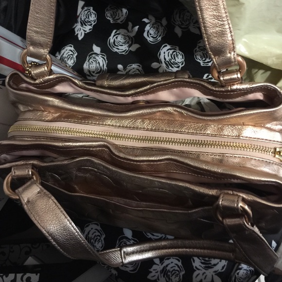 Coach leather purse - Picture 4 of 4