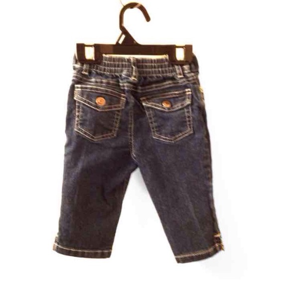 Arizona Denim Capris - Picture 2 of 3
