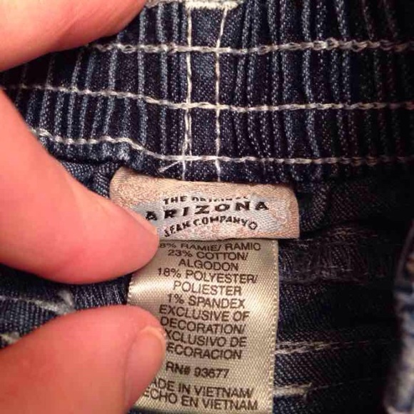 Arizona Denim Capris - Picture 3 of 3