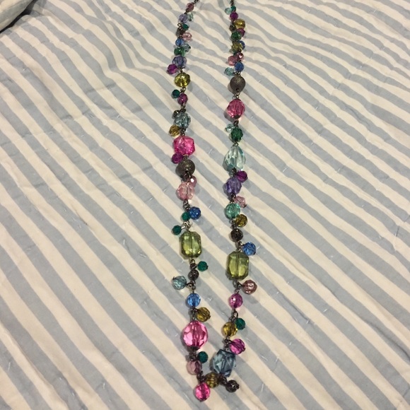 Multi color necklace