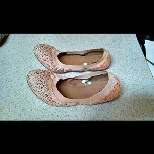 BUNDLE of Mossimo Flats/Green Hat