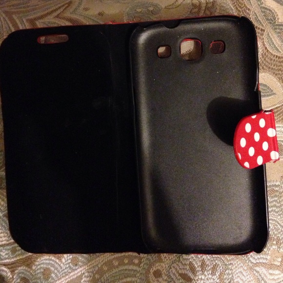 Phone case - Picture 2 of 2