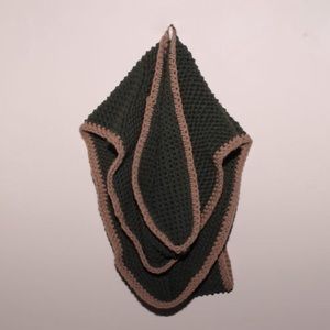 Green/tan frame infinity scarf
