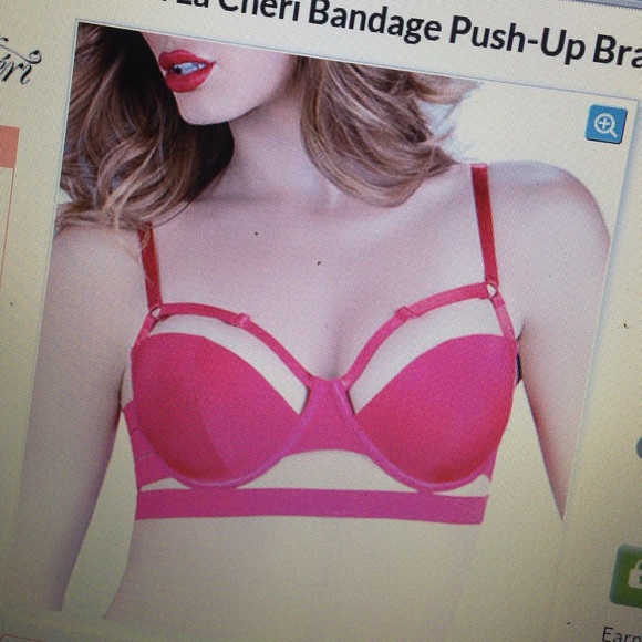 Oh la la Cheri bandage push-up bralette