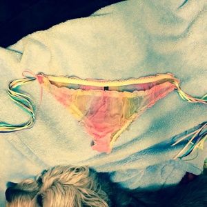 NWOT Ombre Rainbow &PeaceSign panties w/streamers!