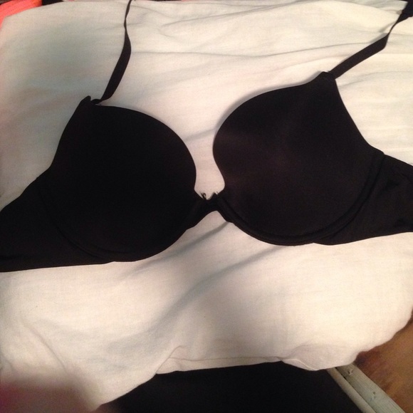 Brand new victoria secret pink bra!