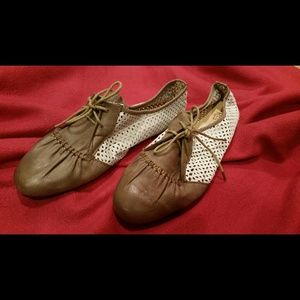 Breathable flats perfect for the summer heat!