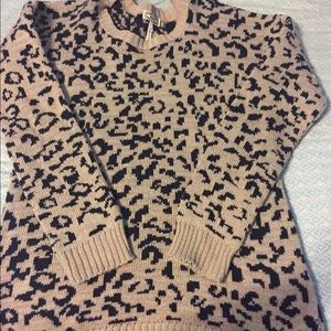 Cheetah print sweater! 😍