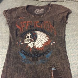 Affliction shirt! Super cute! 😍