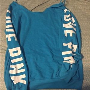 Victoria Secret Pink off the shoulder top! 😍