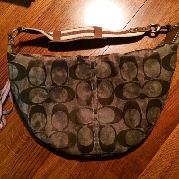 SOLD🎉 - Picture 2 of 4