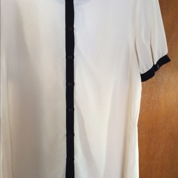 Blouse - Picture 3 of 3