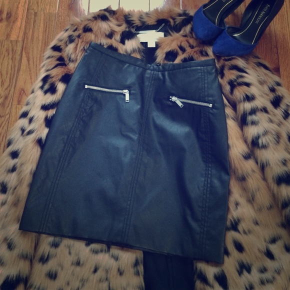 Vegan leather high waist mini skirt