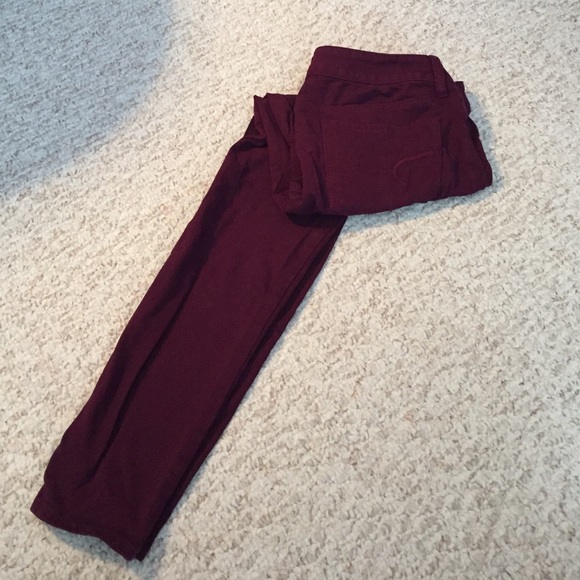 American Eagle Outfitters Pants - American eagle maroon Jeggings