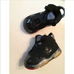 Toddler Jordan piston 6s sold