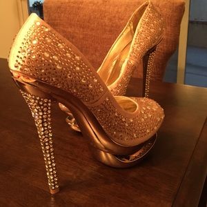 Sexy high heels w rhinestones.