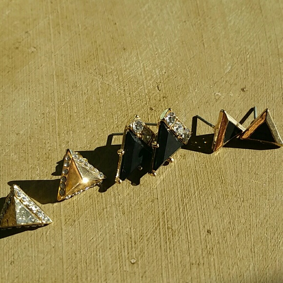 * gold earring bundle *