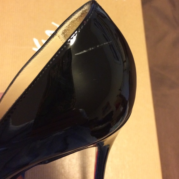 💯 Authentic Christian Louboutin Filo black patent leather pumps - Picture 7 of 9