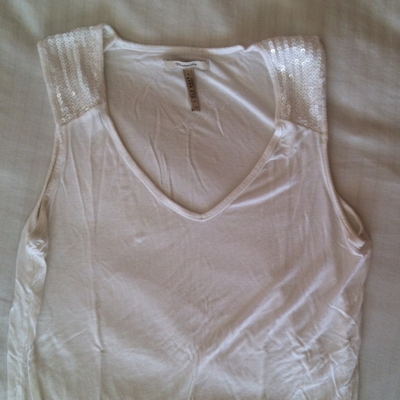 Old Navy Maternity Embelished Tank