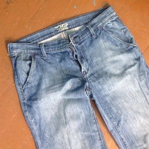 Old Navy "Flirt" style jeans