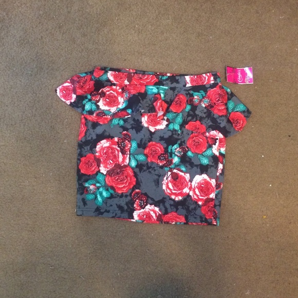 Floral print pencil skirt with ruffle on top