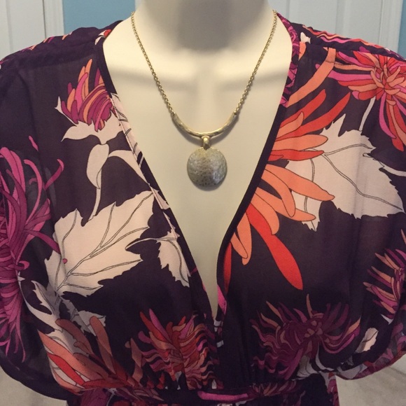 H&M Dress Size 4 - Picture 2 of 4