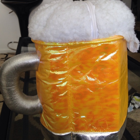 Beer mug purse