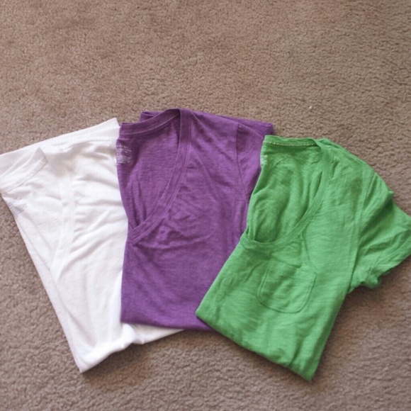 3 Victoria secret T-shirts