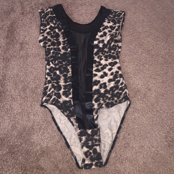 Cheetah top