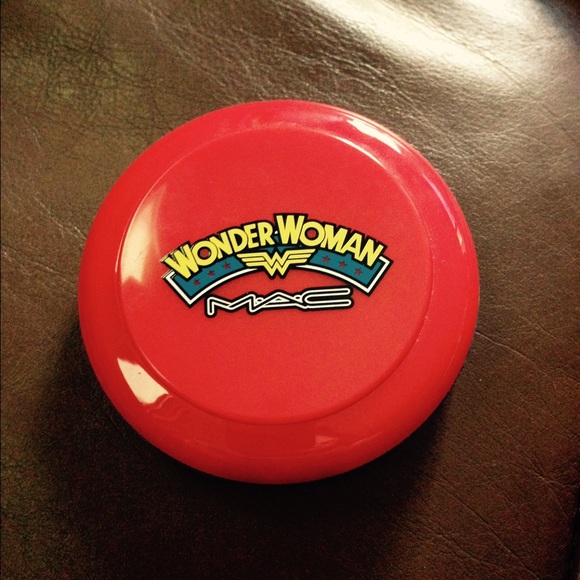 Mac wonder women blush.. Mighty Aphrodite