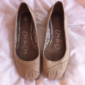TOMS ballet flats