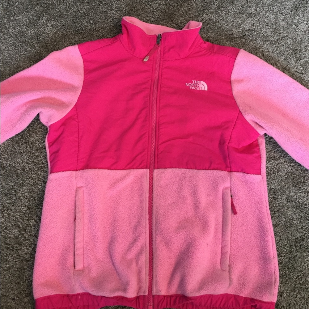 Fleece pink north face