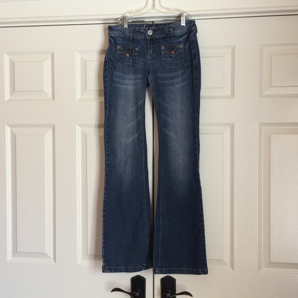 Wallflower flare jeans