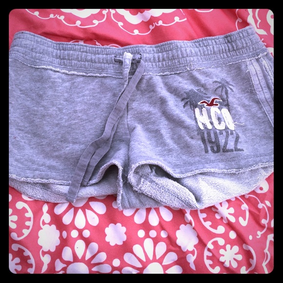 Hollister PJ shorts