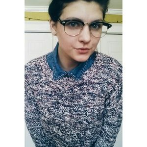 Denim shirt and marled sweater bundle