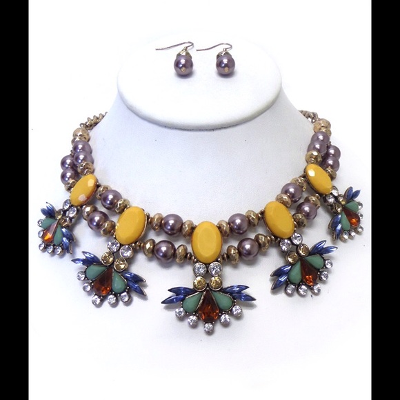 Crystal & Pearl Necklace Set