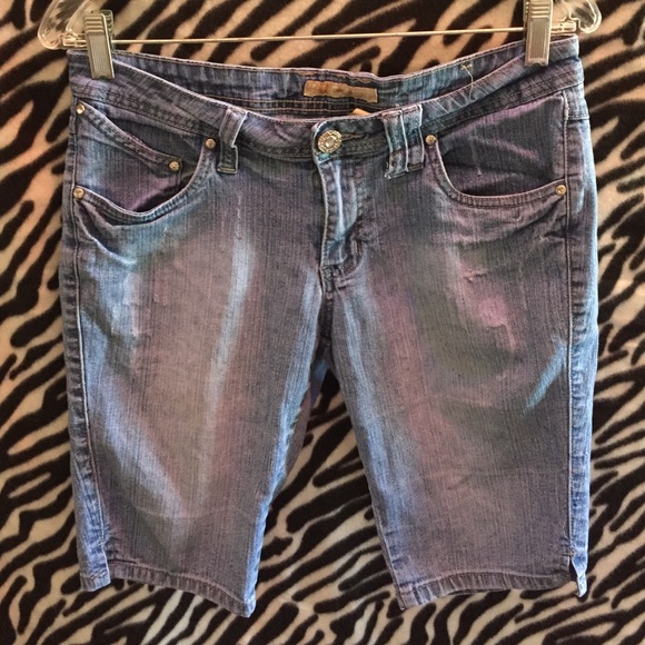 Capri shorts