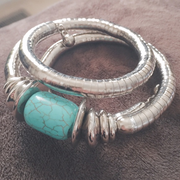 Yazilind Tibetan Silver Twisted Turquoise Bangle