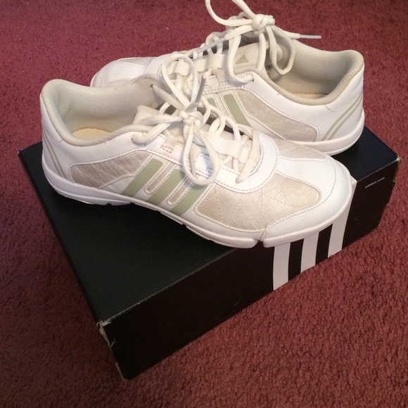 Adidas Cheerleading sneakers
