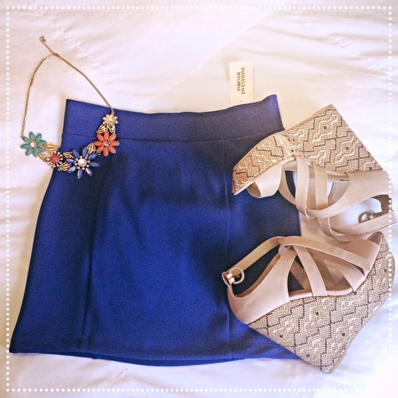 Forever 21 Dresses & Skirts - 🔺SOLD🔺Royal Blue Bodycon Skirt