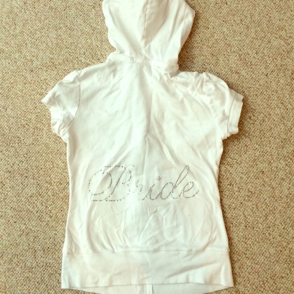 *SOLD* Cute "Bride" hoodie w/ring on front!