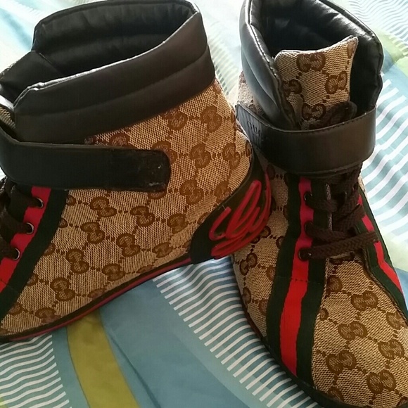 Gucci athletic flash sale